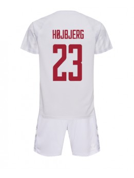 Danmark Pierre-Emile Hojbjerg #23 Replika Borta Kläder Barn VM 2022 Kortärmad (+ byxor)